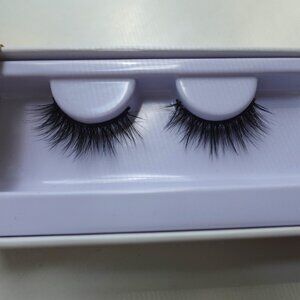 Velour Faux Mink Lashes Light & Fluffy (Black)